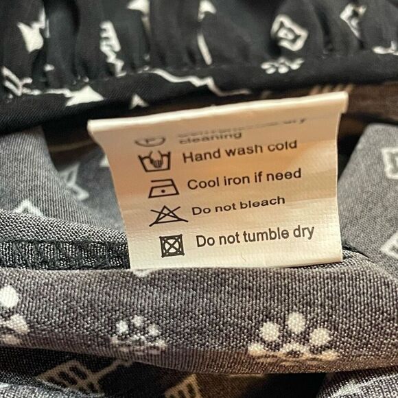 Oversize Black and White Print Jumpsuit Size Medium - Picture 7 of 10